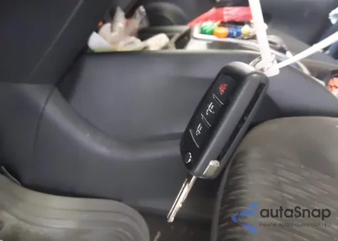 2017 Nissan Rogue S z USA, uszkodzony, nr VIN KNMAT2MT3HP557211